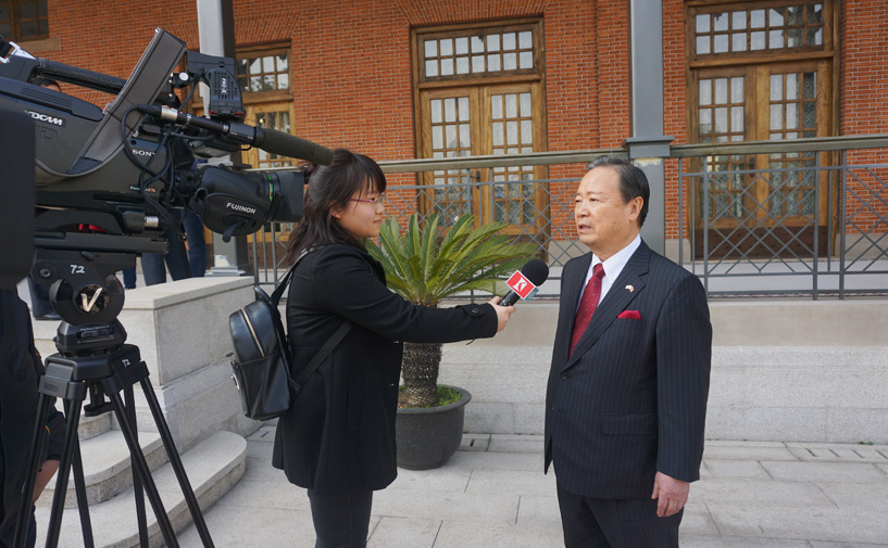 植树活动后,ICS采访白玉兰会的发起者、森大厦株式会社特别顾问星屋秀幸